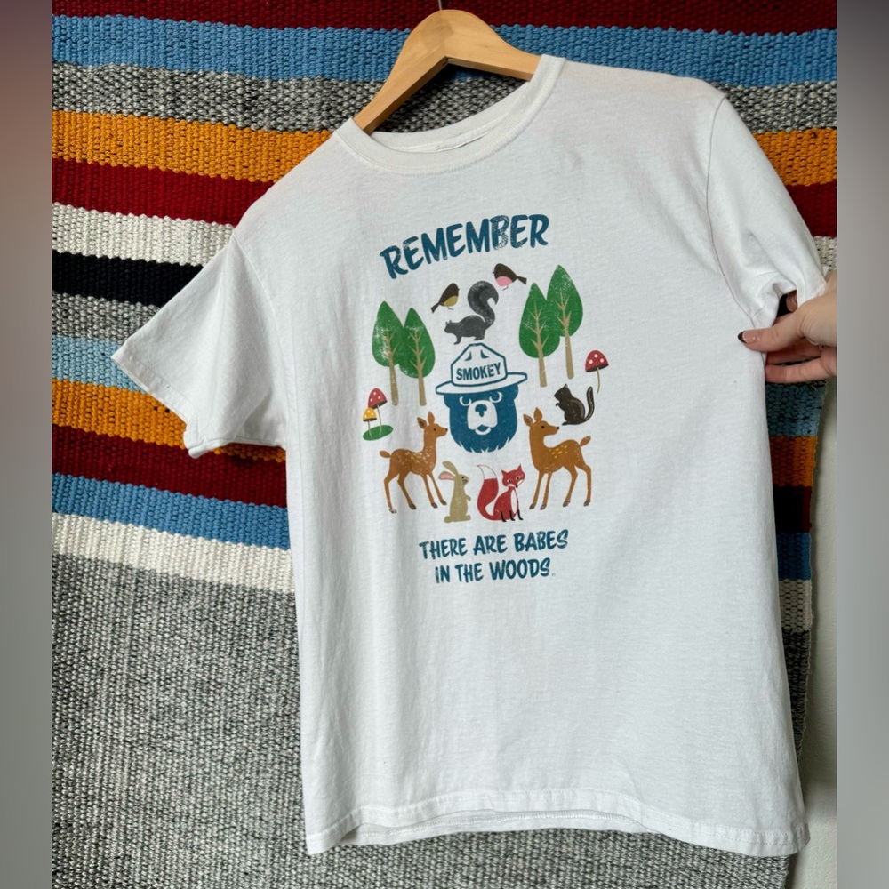 Smokey Bear Graphic Tee - Picture 4 of 12